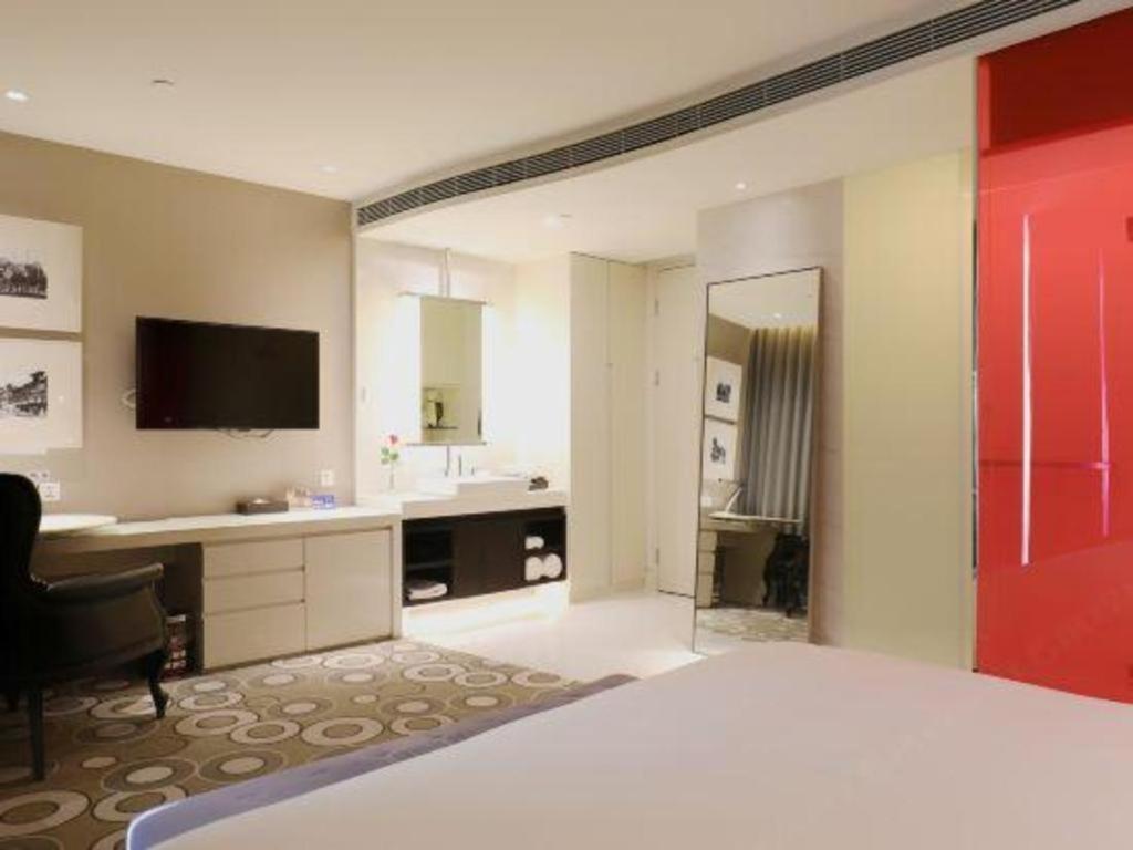 Jinjiang Metropolo Hotel Classiq Shanghai Off Bund Exterior photo