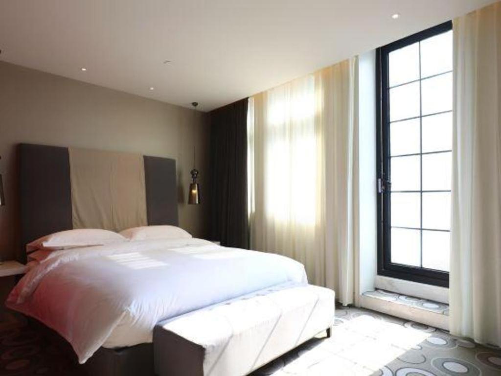 Jinjiang Metropolo Hotel Classiq Shanghai Off Bund Exterior photo