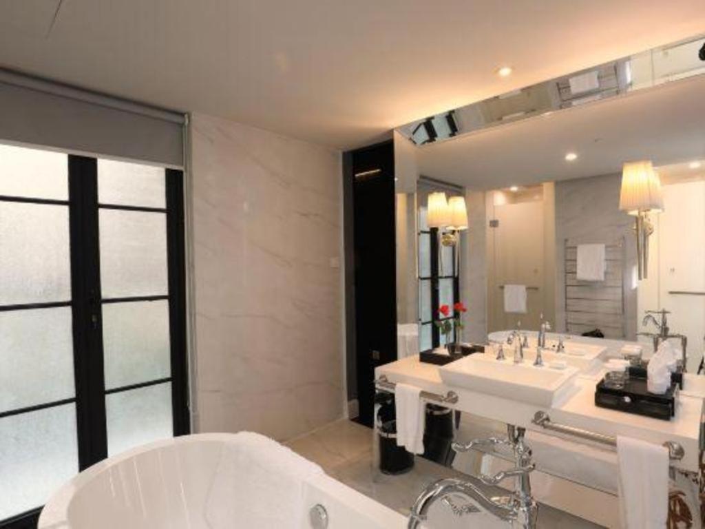 Jinjiang Metropolo Hotel Classiq Shanghai Off Bund Exterior photo